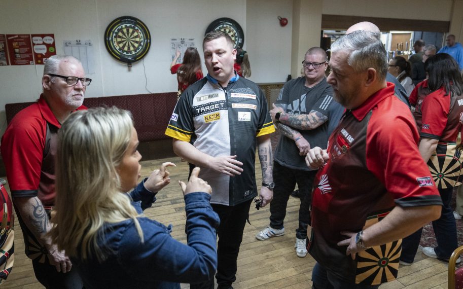 World darts ace Chris Dobey talks to players in Sunderland as part of Cash4Clubs